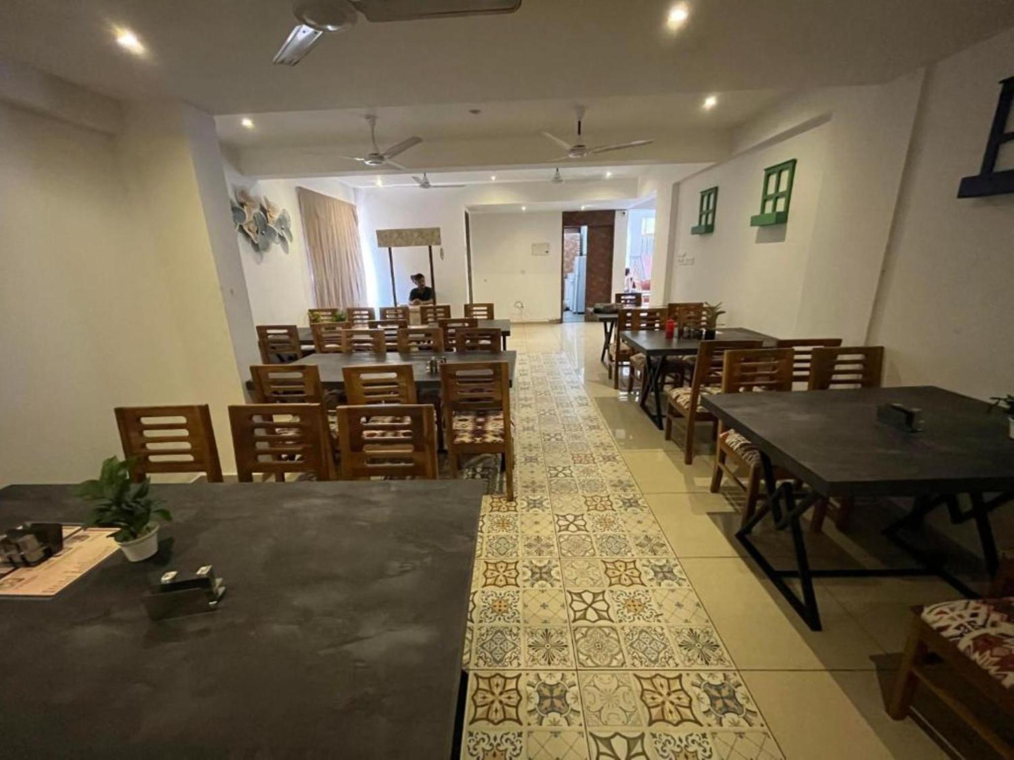 Hotel Sea Sapphire ,Calangute Ngoại thất bức ảnh