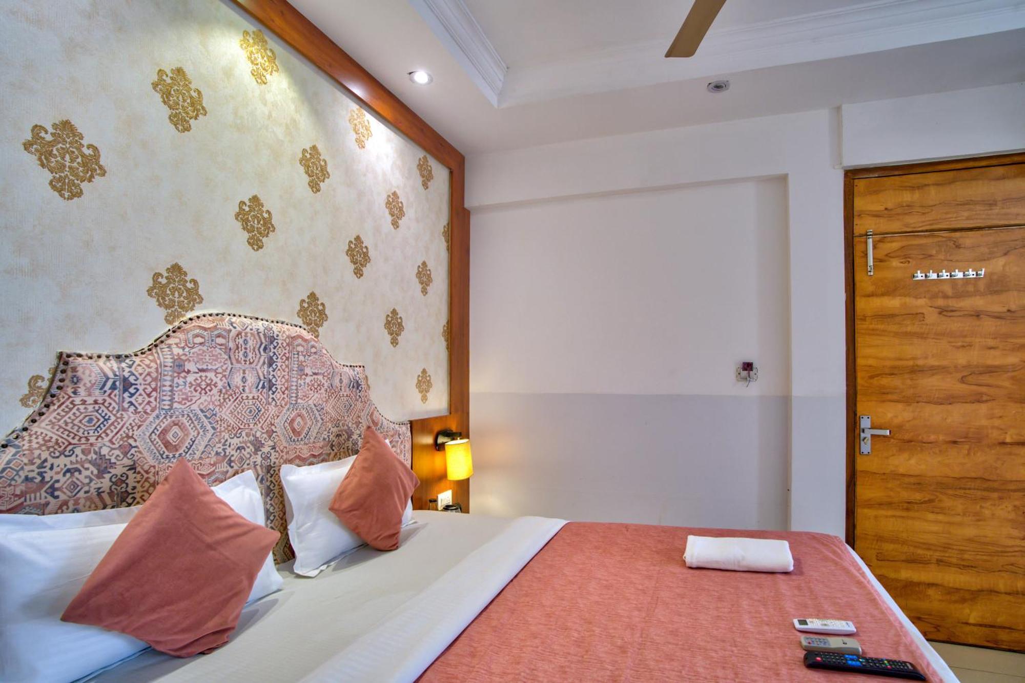 Hotel Sea Sapphire ,Calangute Ngoại thất bức ảnh